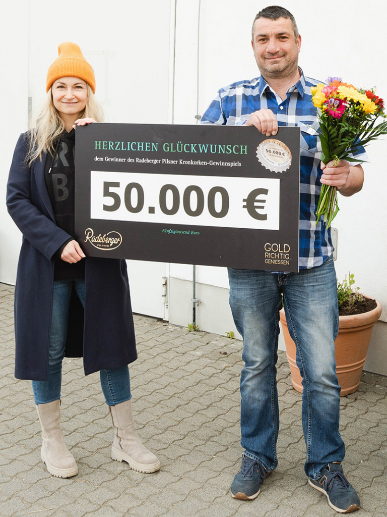 Biergenießer gewinnt 50.000 EUR beim Radeberger KronkorkenGewinnspiel